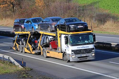 titanic auto livrare la domiciliu